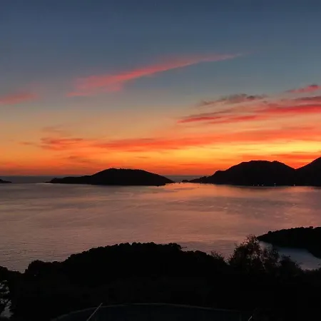 La Clementina Отель